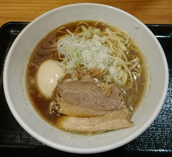 「煮干そば＋味玉」@つけめん・らーめん・煮干そば 金狼の写真