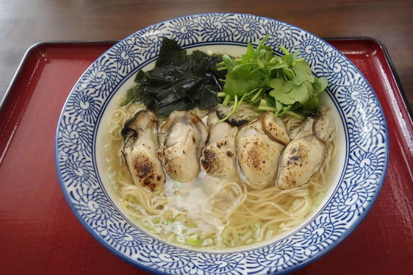 「【限定】炙りかき潮麺」@天然だしラーメン 潮の音の写真