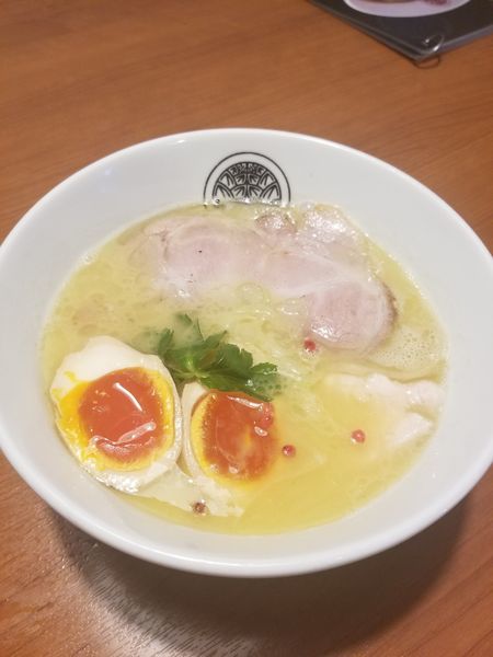 「淡海地鶏の鶏白湯」@らぁ麺とうひちの写真