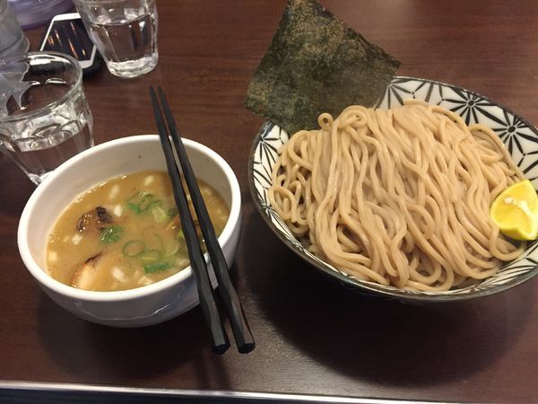 「鶏白湯煮干しつけ麺あつもり800円+大盛100円」@Ramen611の写真