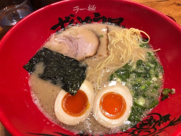 「味玉ラーメン890円」@ラー麺ずんどう屋 目黒店の写真