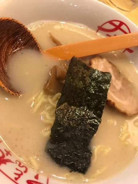 「九十九とんこつラーメン」@九十九とんこつラーメン 恵比寿本店の写真