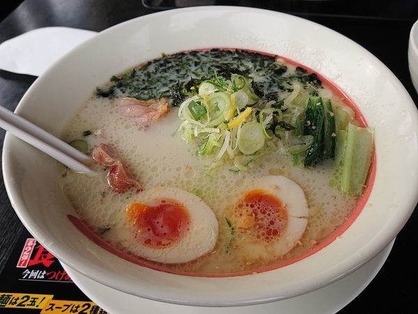 「鶏白湯らーめん(＋ライス)」@幸楽苑 さいたま大戸店の写真