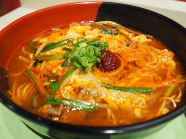 「ユッケジャン麺」@熱麺醤々の写真