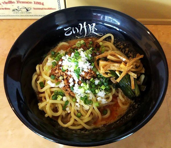 「汁なし坦々麺８００円」@こいけ屋の写真