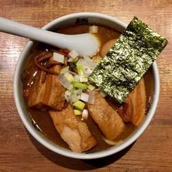 濃厚肉増し武蔵ラーメン（大）