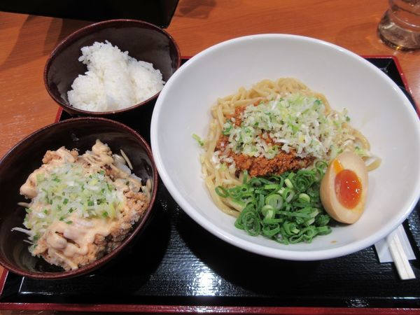 「台湾まぜ（８５０円）＋ミニ唐揚げマヨ丼３５０円」@麺屋 正元 つくば南店の写真