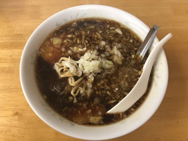 「チャーシュー麺・やくみ」@ラーメン富士屋 五井店の写真