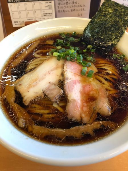 「醤油ラーメン」@麺屋 でこぼこの写真
