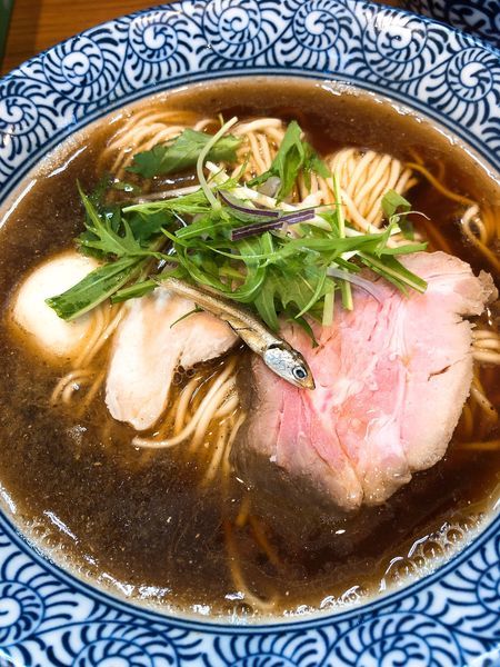 「出汁薫る醤油そば ¥780＋味玉 ¥100」@中華そば つの井の写真