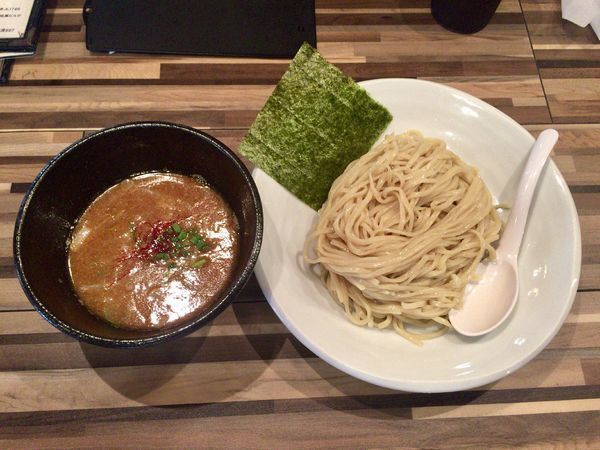 「魚介とんこつつけそば 大盛」@らぁ麺三軒屋 茂原店の写真