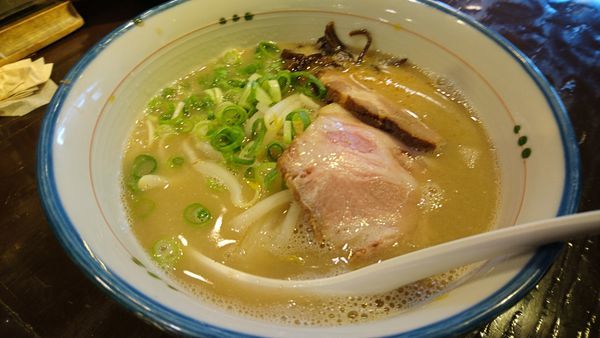 「砦ラーメン、替え玉」@麺の坊 砦の写真