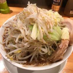 ラーメン 野菜ちょい増し