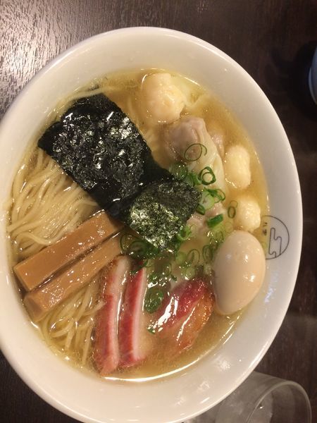 「特製ワンタン麺白だし」@八雲の写真