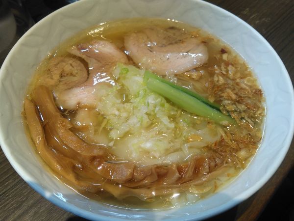 「山水地鶏ワンタン塩らぁ麺¥1050」@支那そばや 本店の写真