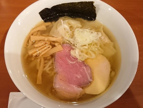 「塩ラーメン＋ワンタン2個」@自家製手もみ麺 鈴ノ木の写真