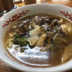 天然キノコラーメン 850円