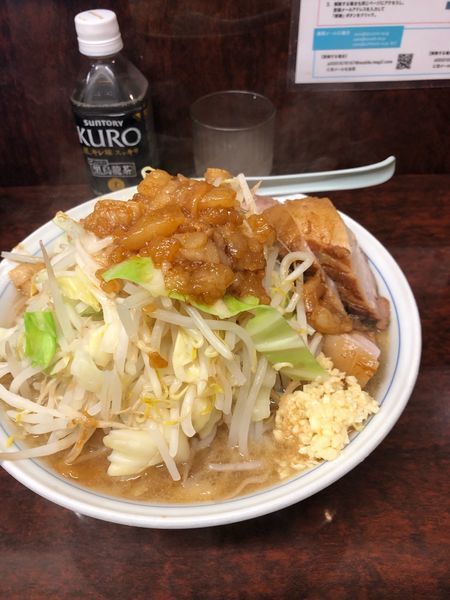 「大ぶたラーメンニンニク野菜アブラ増し」@ラーメン二郎 めじろ台店の写真