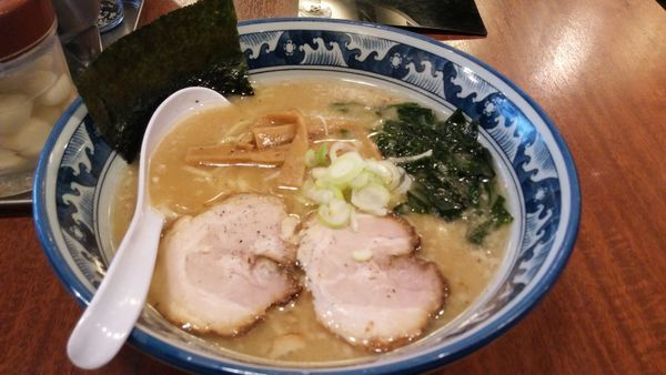 「醤油ラーメン煮干ダレ630円」@麺 鶴亀屋の写真