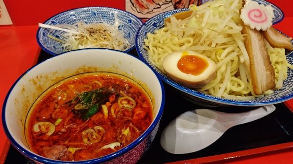 「冬季限定/旨辛つけめん+メガ盛り+ねぎ+ライス大盛り」@ちゃーしゅうや武蔵 イオンモール日の出店の写真