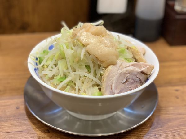 「豚玉らーめん」@ジャンクガレッジ 森下店の写真