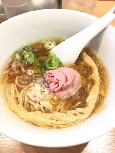 「らぁ麺（醤油変更）」@らぁ麺 鳳仙花の写真