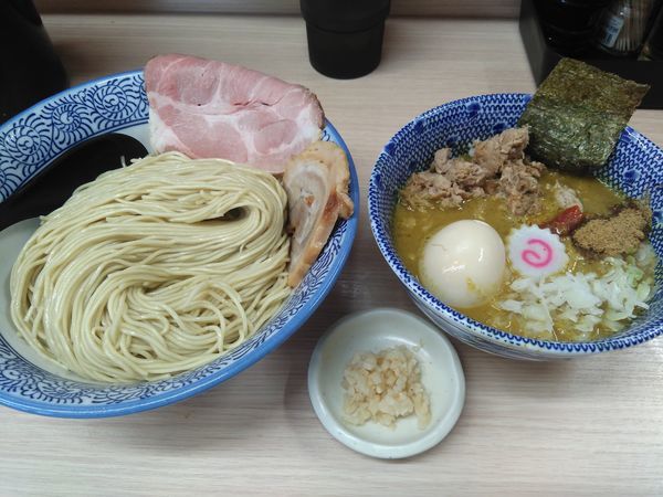 「カレつけ中（あっさり細麺）¥880＋ニンニク（無料）」@狼煙 大宮店の写真