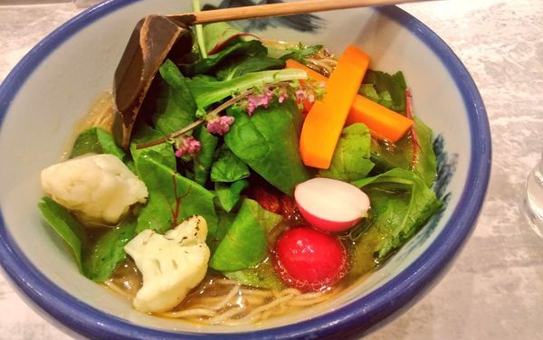 「彩り野菜のヴィーガンらーめん」@AFURI 横浜ランドマークタワー店の写真
