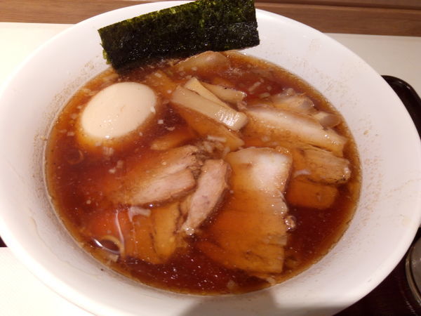 「特製中華そば」@カドヤ食堂 阪神梅田店の写真