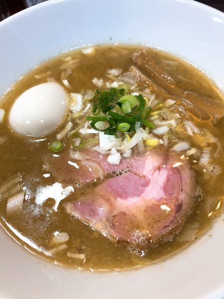 「壱富士ラーメン ¥800＋塩味玉 ¥100」@ONLY ONE NOODLE 壱富士の写真