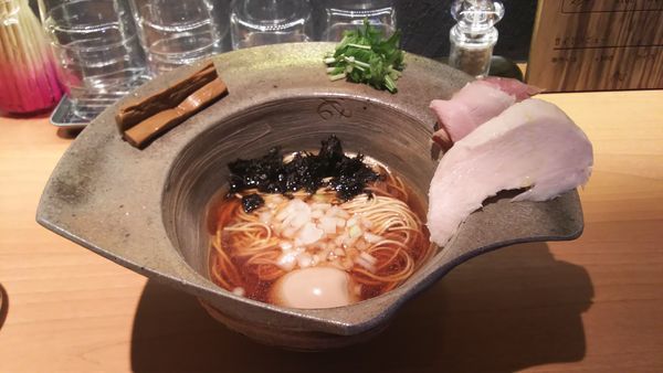 「エレガントな煮干拉麺＋味玉 880円」@拉麺 成の写真