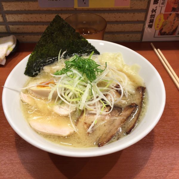 「特製濁りそば」@大衆中華そば 喜楽の写真