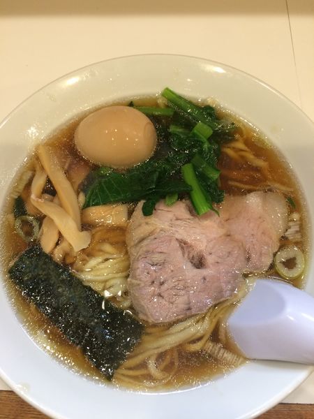 「らぁめん(並)690円➕半熟煮玉子100円」@らぁめん ほりうち 新橋店の写真