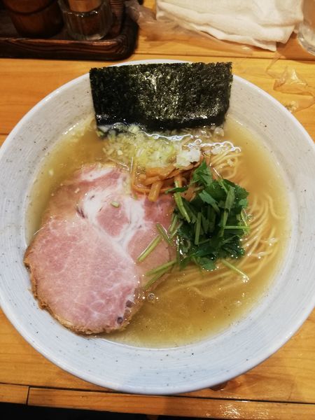 「塩ラーメン800円」@麺や そめいよしのの写真