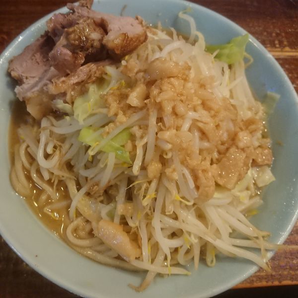 「ラーメン(中)」@立川マシマシの写真