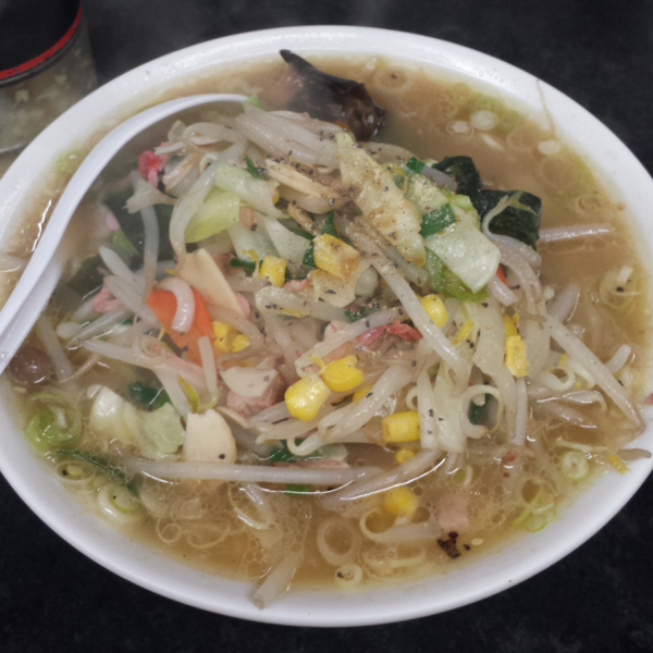 「タンメン800円(野菜増し、生姜)」@たんめん本舗 ミヤビの写真