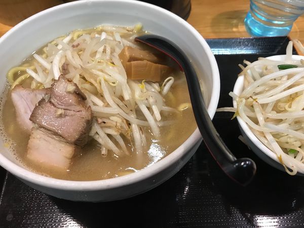 「味噌ラーメン800円(ヤサイ大盛)」@味噌麺処 花道庵の写真