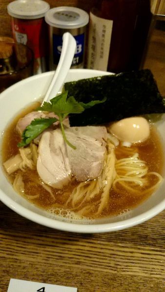 「平子煮干そば（７５０円）＋煮玉子（１２０円）」@新橋 纏の写真