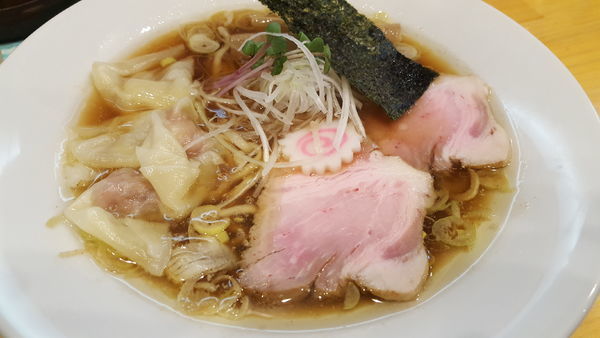 「限定 大山鶏の中華そば＋わんたん」@麺匠 金衛門の写真