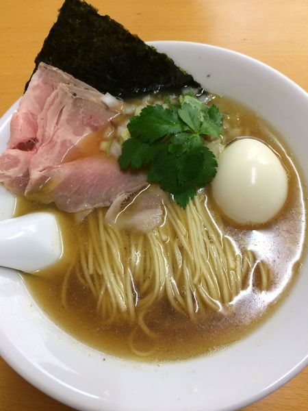 「味玉煮干しそば(黒)900円」@と多゛食堂の写真