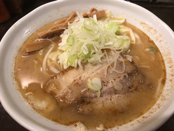 「かつおだしの味噌らーめん830円」@づゅる麺 池田の写真