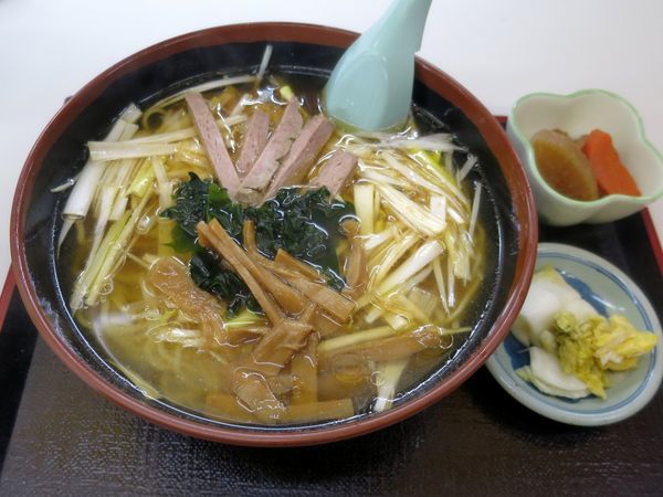 「ネギラーメン ７００円 ※麺硬め」@ラーメンショップ 中村屋高勢店の写真