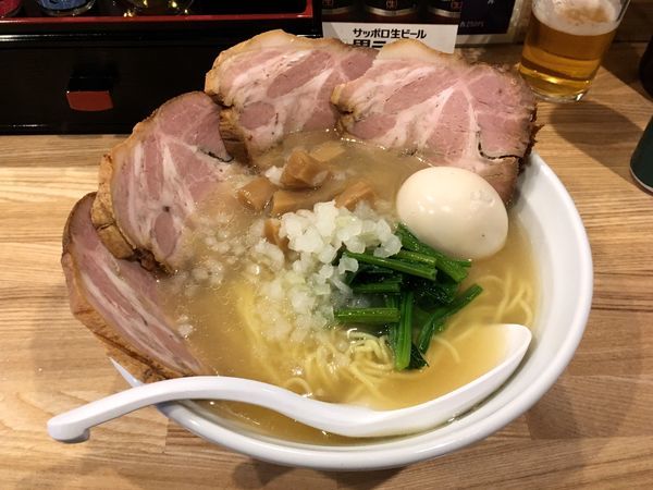 「サッポロ黒生→あごだし塩ラーメン＋チャーシュー＋味付き玉子」@中華そば 獅子亭の写真