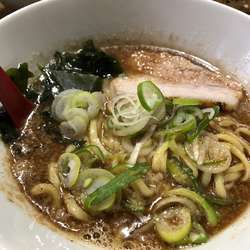 煮干しらーめん