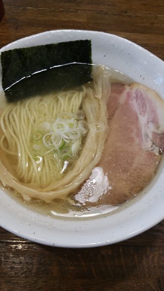「塩らーめん」@上州地鶏らーめん まるわの写真