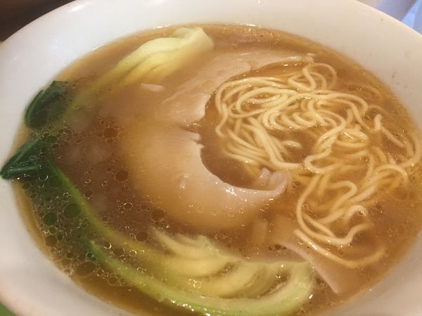 「フカヒレの姿煮入りそば（1500円）」@青海星の写真