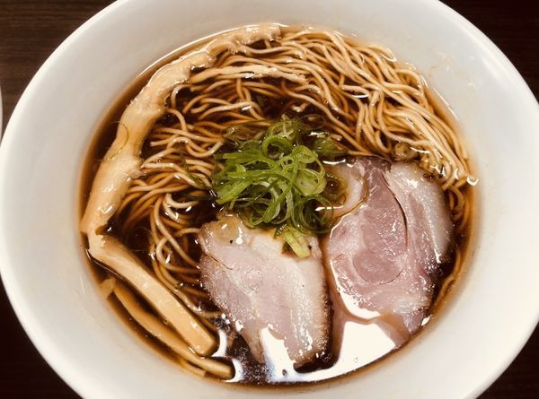 「醤油ラーメン」@かしわぎの写真