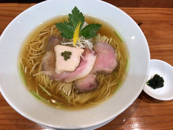 「琥珀そば」@麺LABOひろの写真