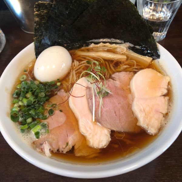「特製鶏清湯醤油ら〜めん」@麺庵 小島流 西巣鴨店の写真