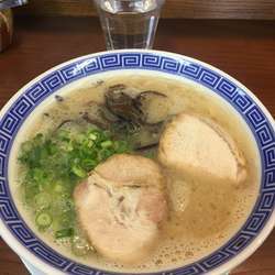 豚骨ラーメン